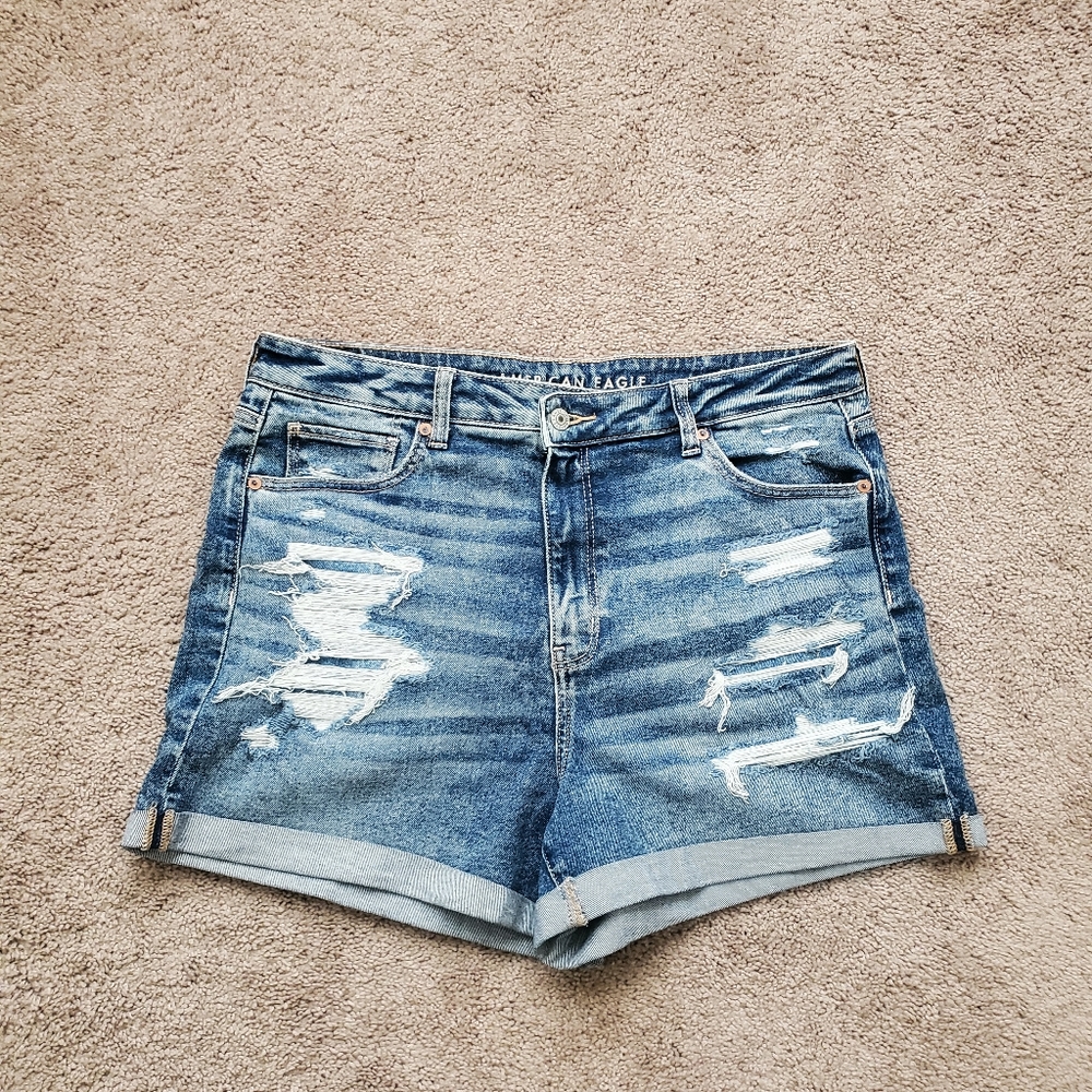 AEO Stretch Mom Short